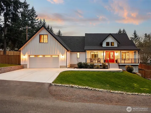$1,659,000 | 17905 28th Street East, Lake Tapps, WA 98391