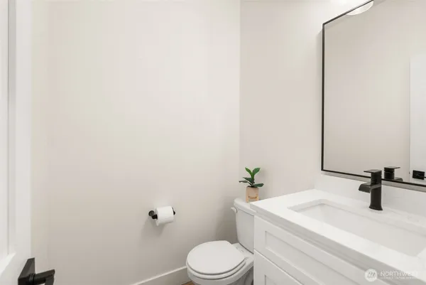 $1,659,000 | 17905 28th Street East, Lake Tapps, WA 98391