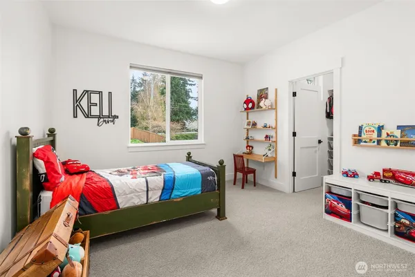 $1,659,000 | 17905 28th Street East, Lake Tapps, WA 98391