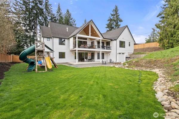 $1,659,000 | 17905 28th Street East, Lake Tapps, WA 98391