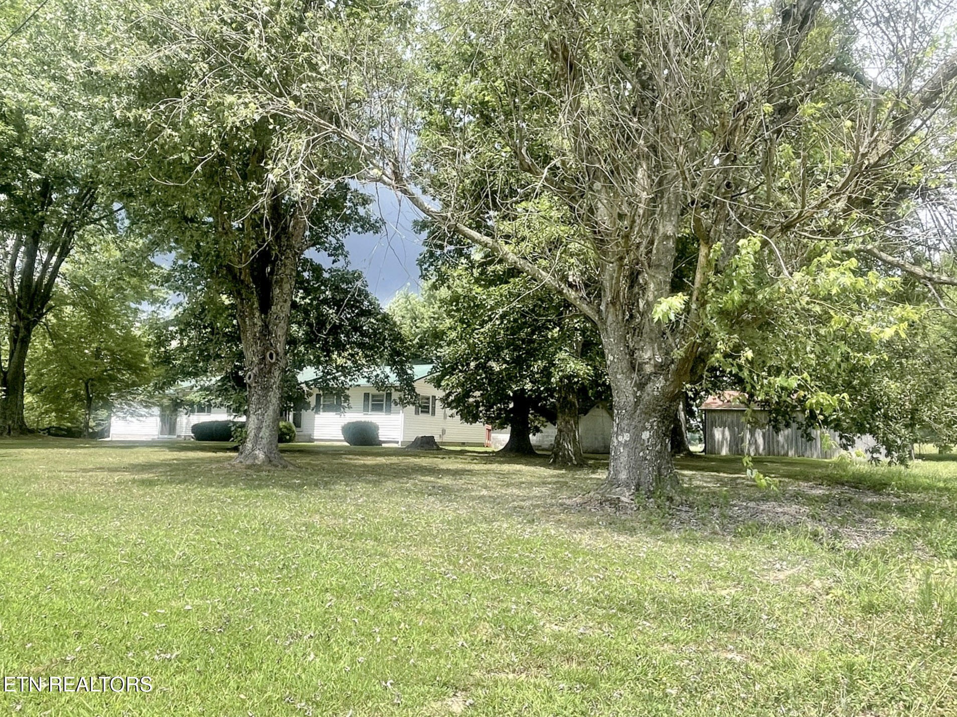 125 Norrod Road Monterey, TN 38574 - Photo 29 of 37 Gallery Image 29
