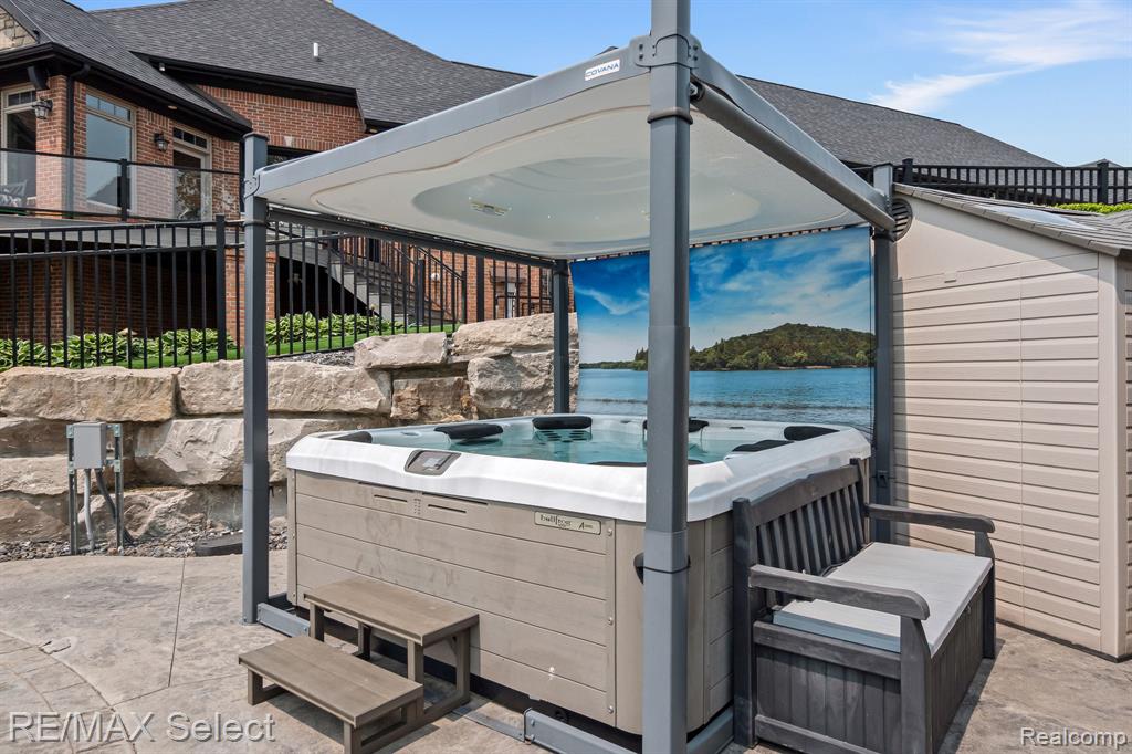 2559 North Long Lake Road Fenton, MI 48430 - Photo 61 of 90 Gallery Image 61