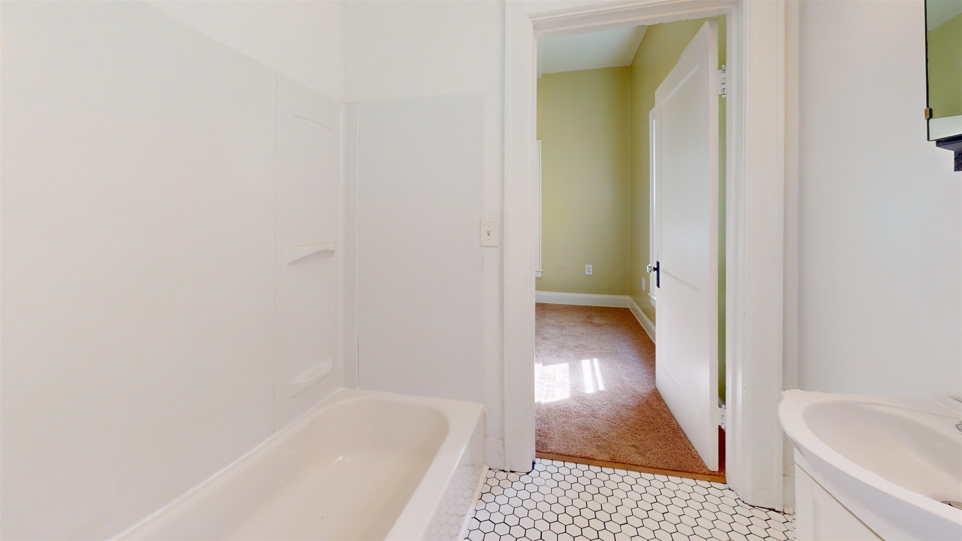 89 Division Street Huntington, WV 25702 - Photo 7 of 13 Gallery Image 7
