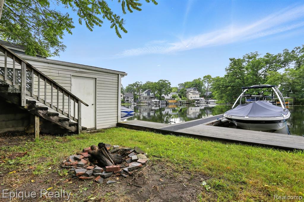 481 Heights Road Lake Orion, MI 48362 - Photo 5 of 33