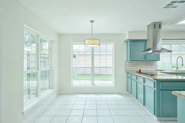 $345,500 | 15854 Knolls Lodge Drive, Houston, TX 77095