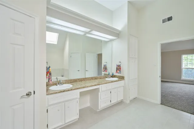 $345,500 | 15854 Knolls Lodge Drive, Houston, TX 77095