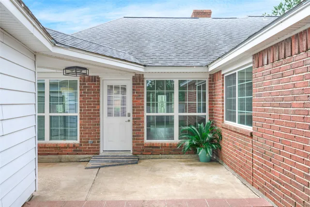 $345,500 | 15854 Knolls Lodge Drive, Houston, TX 77095