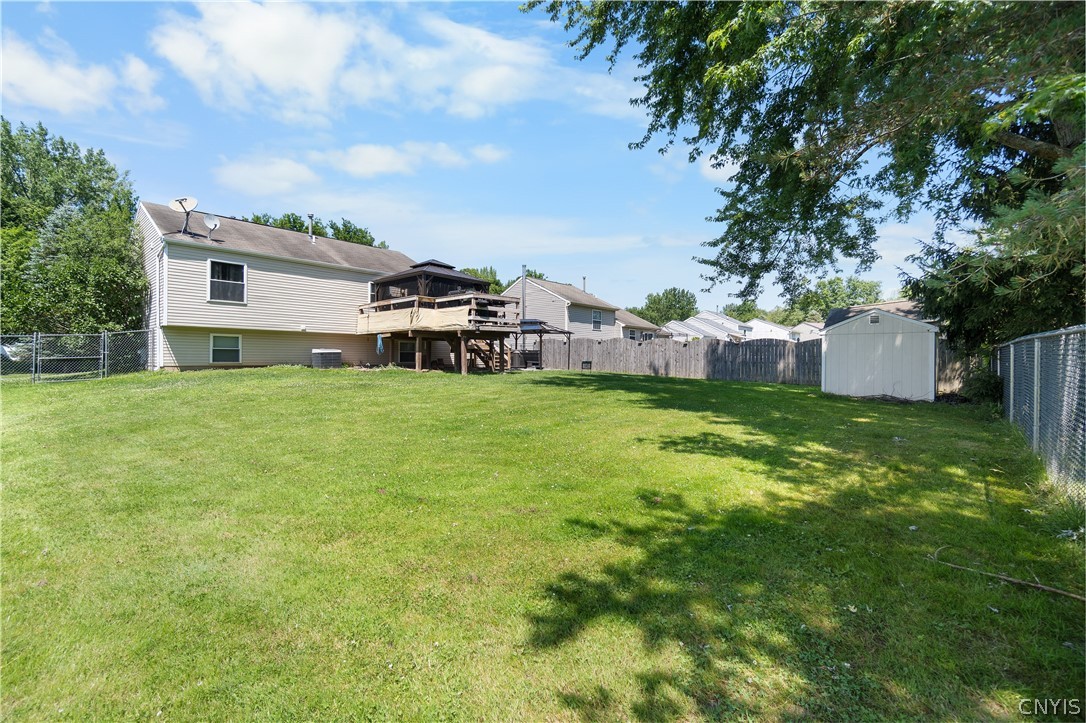 8193 Rizzo Drive Clay, NY 13041 - Photo 33 of 47