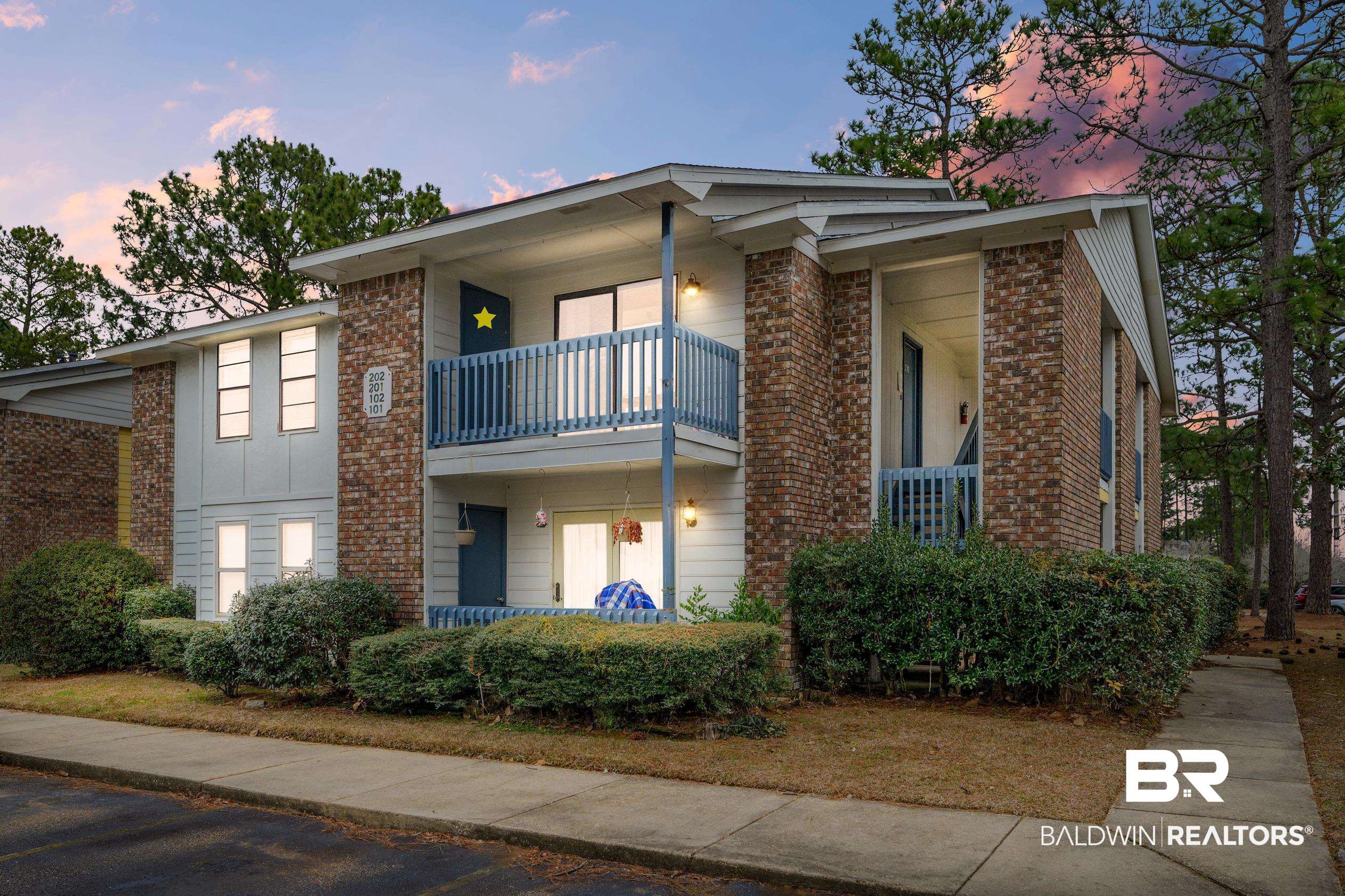 6040 Grelot Road, Unit 201 Mobile, AL 36609 - Photo 1 of 21