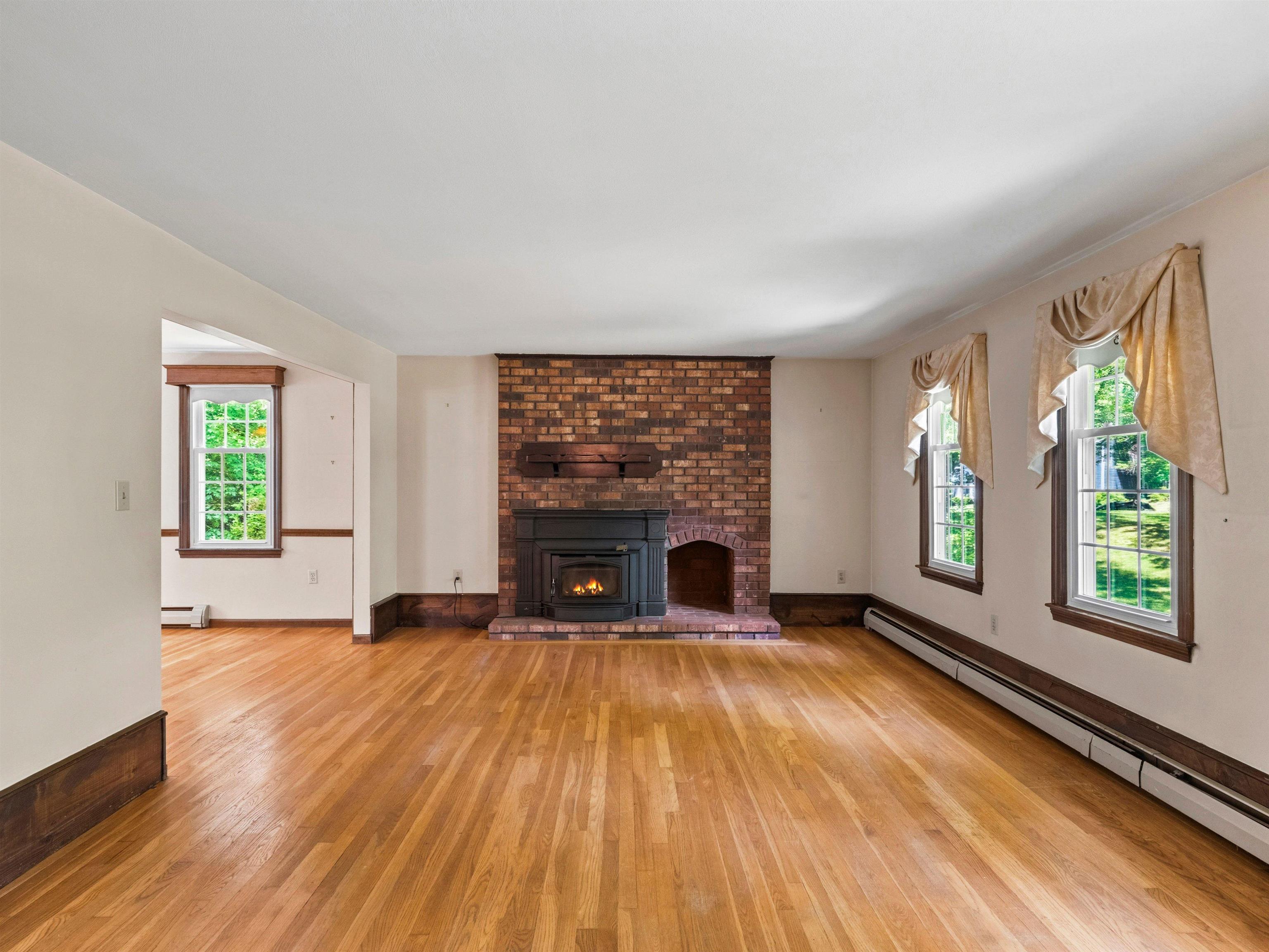 35 Sawyer Road Hampstead, NH 03841 - Photo 6 of 58