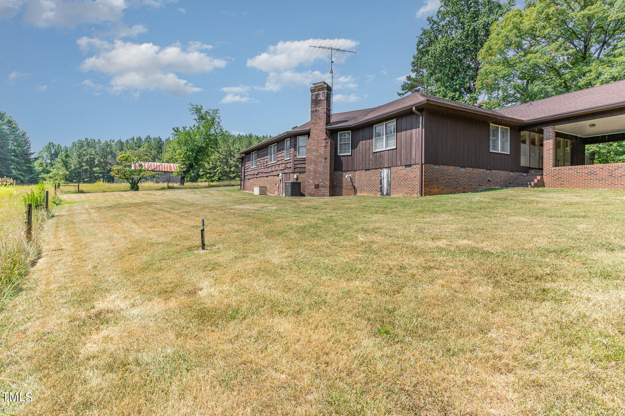 8450 Perry Road Graham, NC 27253 - Photo 29 of 37