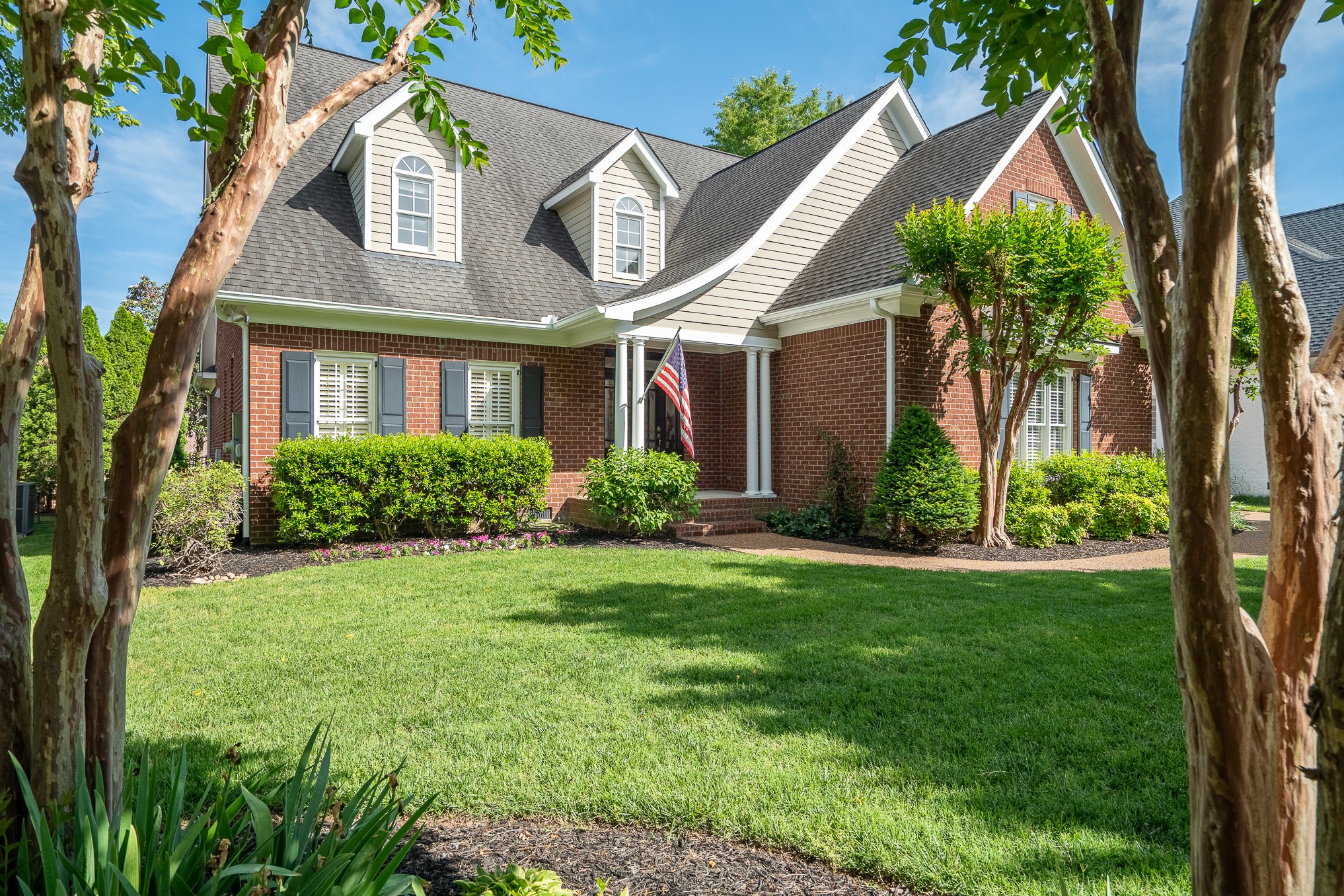 668 Springlake Drive Franklin, TN 37064 - Photo 1 of 81
