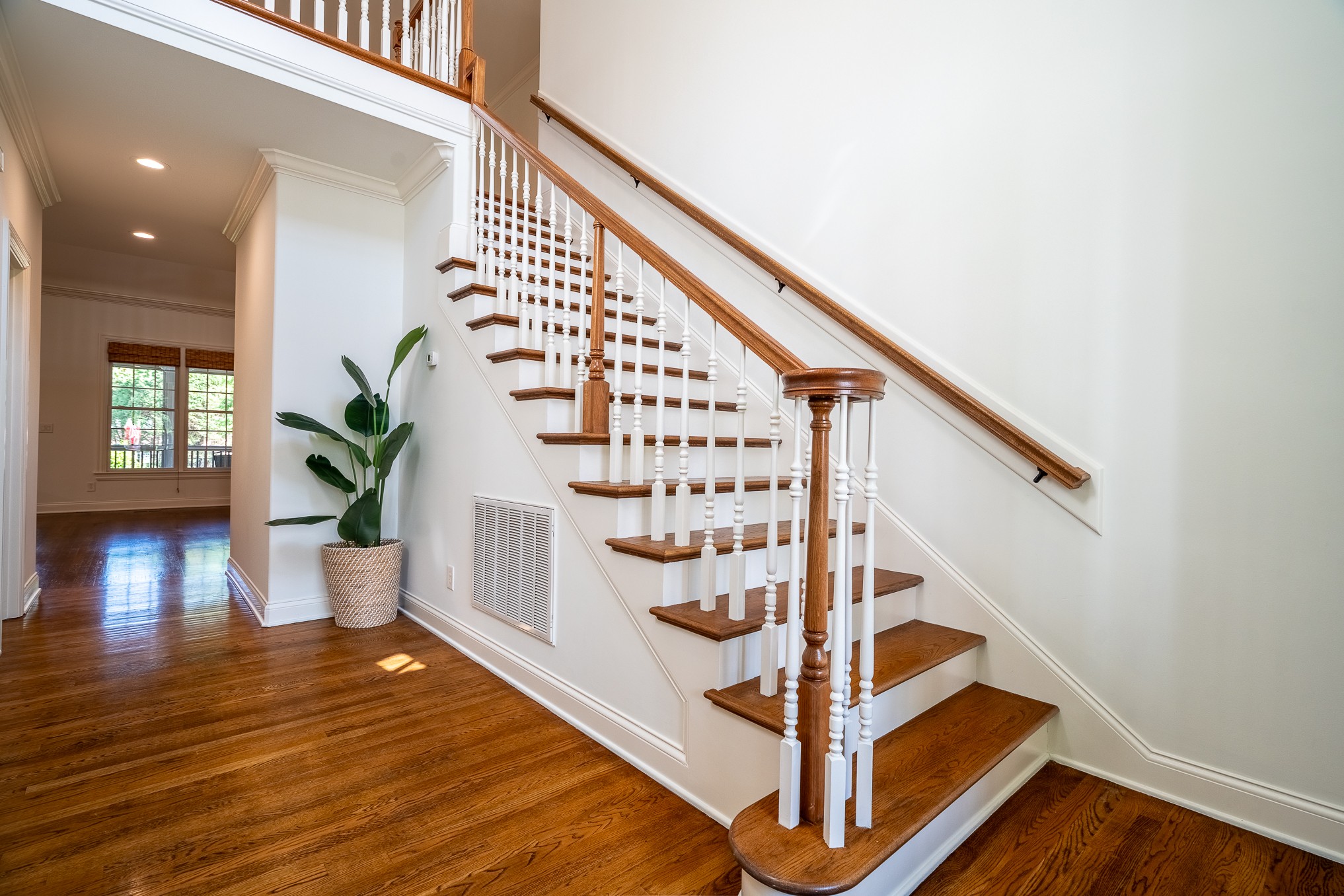 668 Springlake Drive Franklin, TN 37064 - Photo 14 of 81