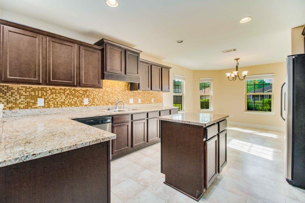 644 Edith Lane Pensacola, FL 32534 - Photo 4 of 20