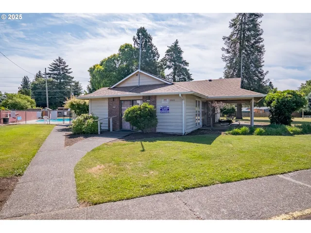 $349,900 | 3124 Surfwood Drive Northeast, Salem, OR 97305