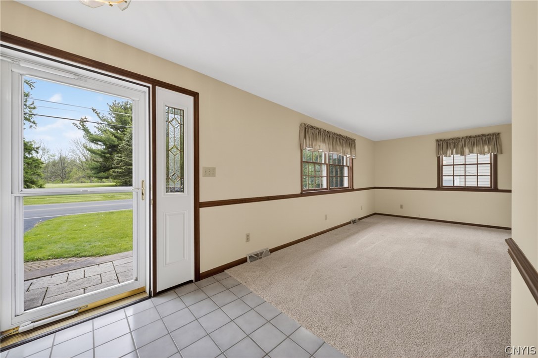 400 East Avenue Manlius, NY 13116 - Photo 5 of 50