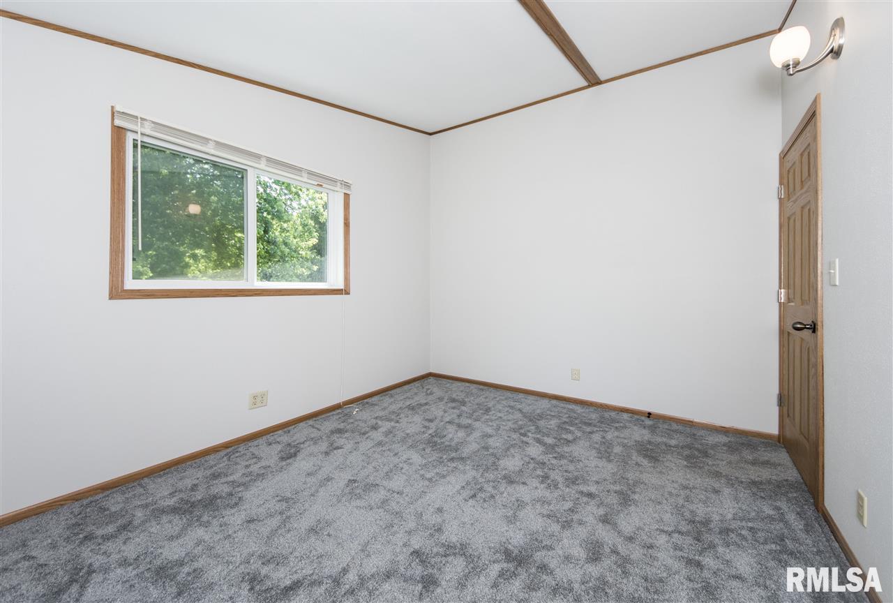 27316 Allentown Road Tremont, IL 61568 - Photo 23 of 36