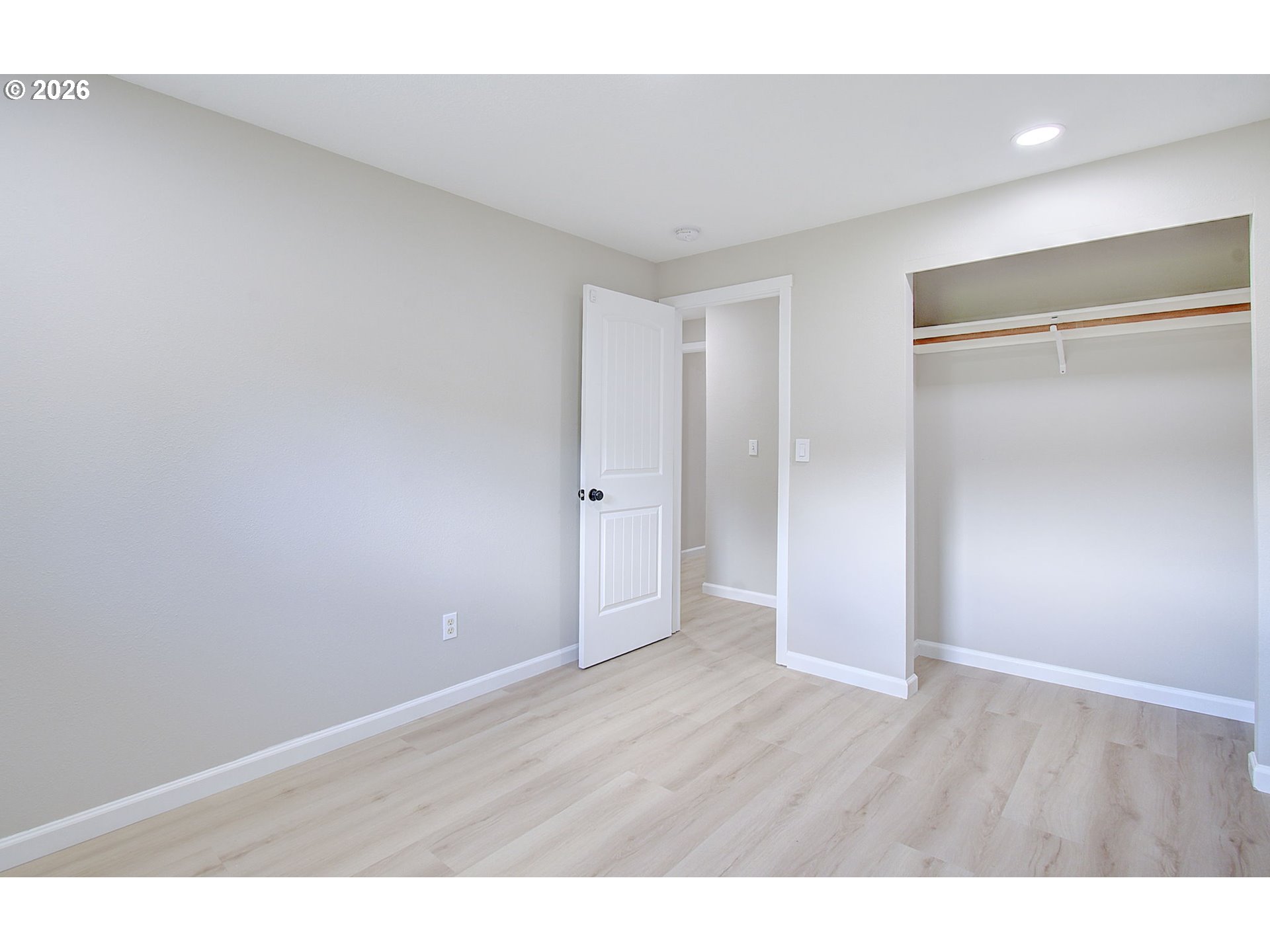 154 Graystone Road Kalama, WA 98625 - Photo 23 of 32 Bedroom