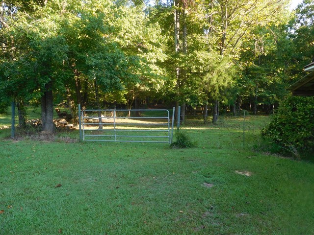 6905 Lower Thomaston Road Macon, GA 31220 - Photo 7 of 18 a view of a park