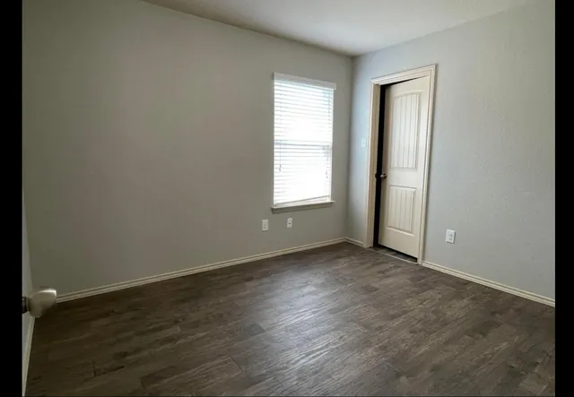 $1,900 | 190 Tallow Trail, San Marcos, TX 78666