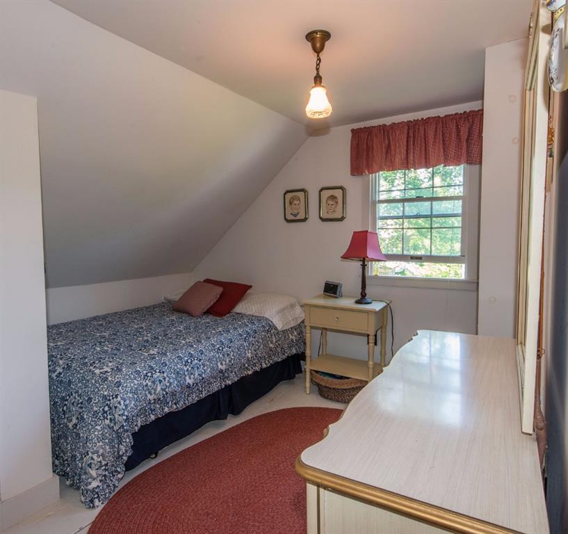 581 Ocean Point Road Boothbay, ME 04544 - Photo 23 of 25 Guest Bedroom
