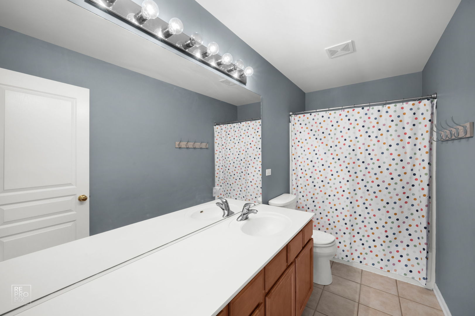 2 Marshall Ash Court Bolingbrook, IL 60490 - Photo 13 of 18