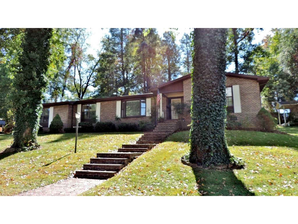 320 Broad Street Erwin, TN 37650 - Photo 2 of 20 Photo 2
