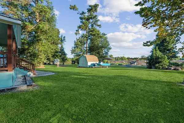 $249,900 | 219 Lakeshore North, Onalaska, TX 77360