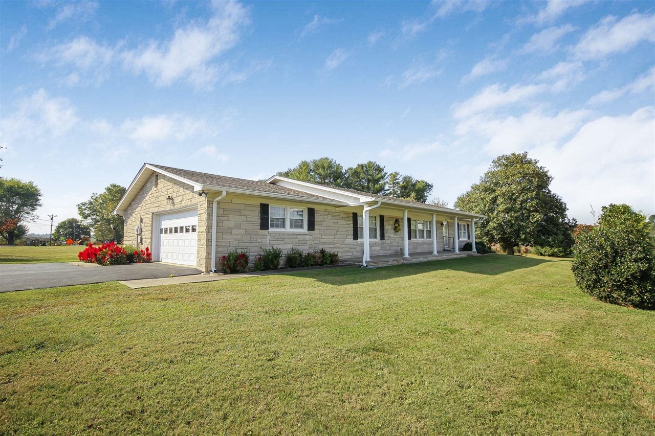 150 Hutcherson Road Glasgow, KY 42141 - Photo 1 of 1 Gallery Image 1
