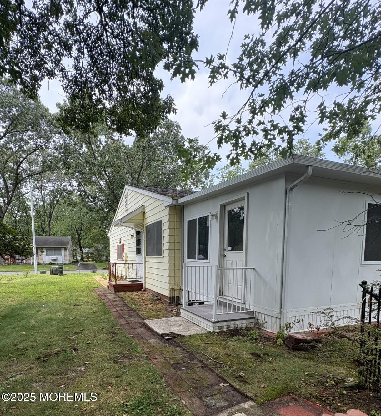 5 Indiana Way Manchester Township, NJ 08759 - Photo 26 of 29 thumbnail_IMG_0163