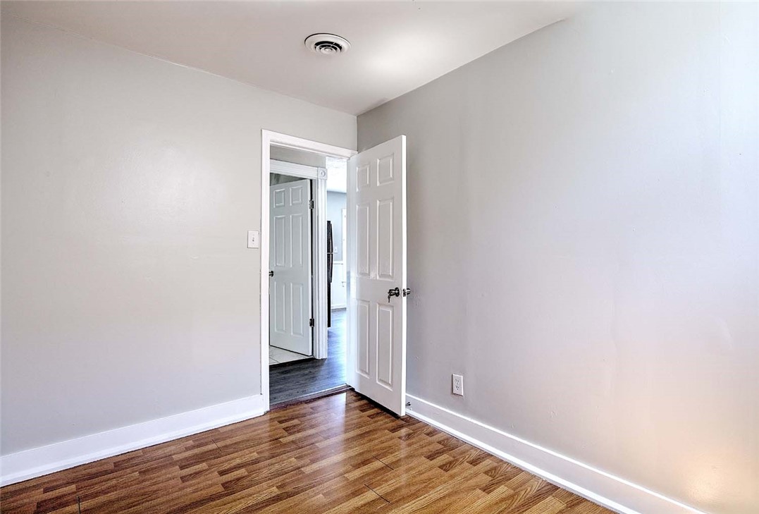 24 Ida Street Providence, RI 02909 - Photo 13 of 19