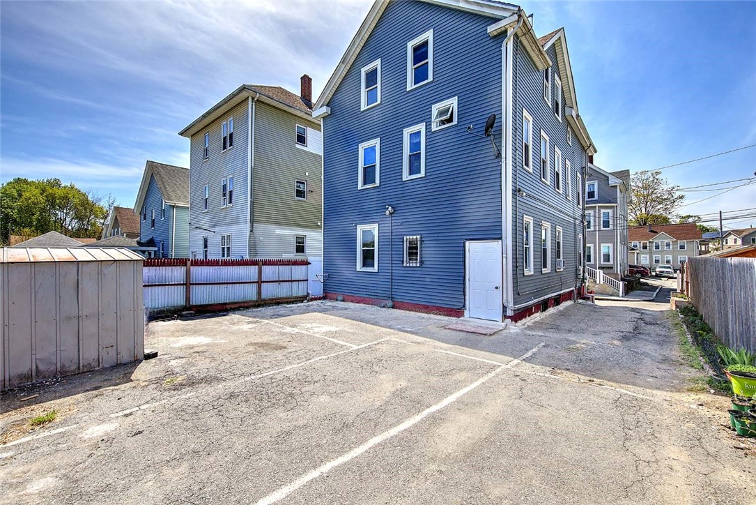 24 Ida Street Providence, RI 02909 - Photo 18 of 19