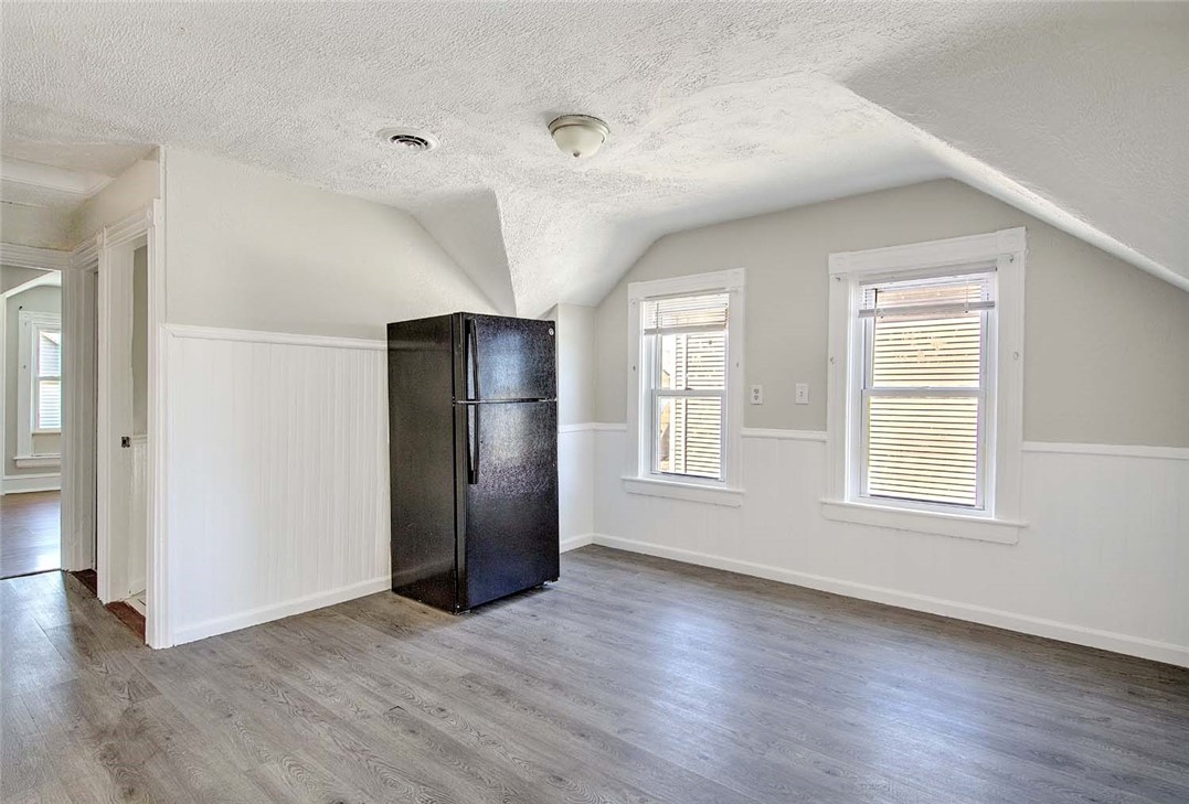 24 Ida Street Providence, RI 02909 - Photo 2 of 19