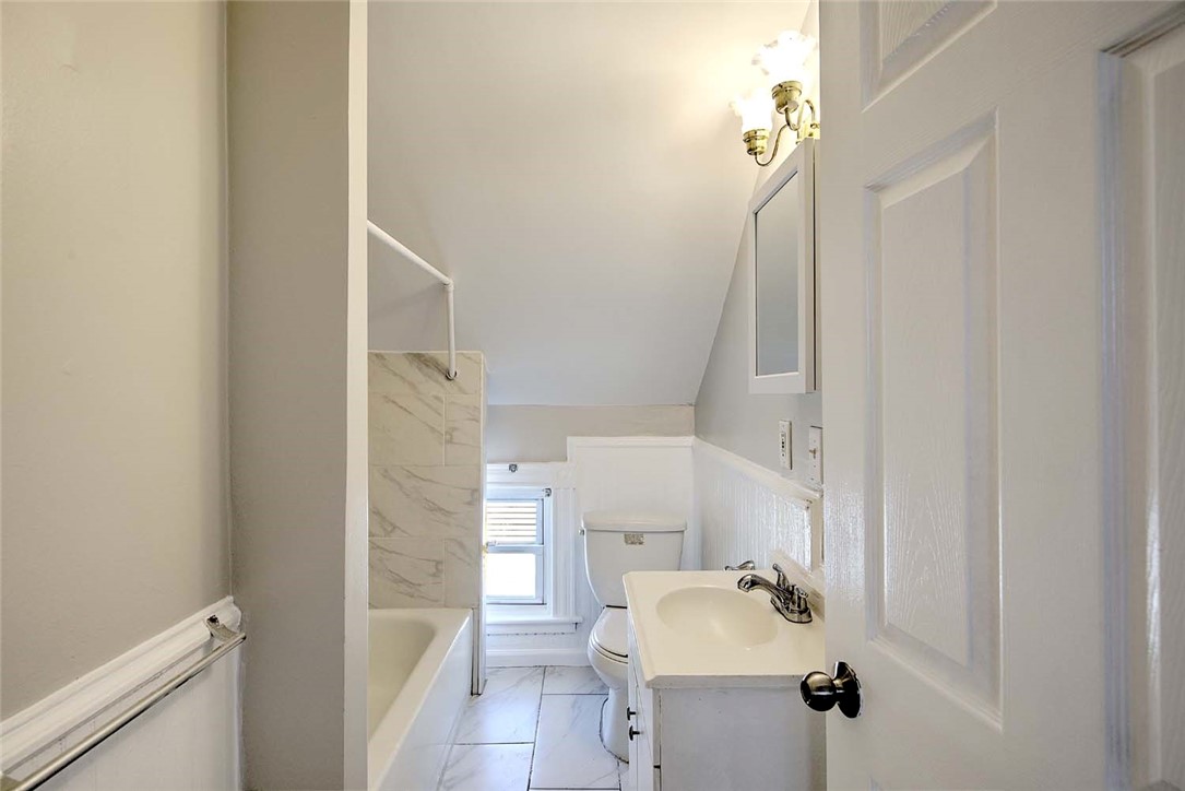 24 Ida Street Providence, RI 02909 - Photo 6 of 19