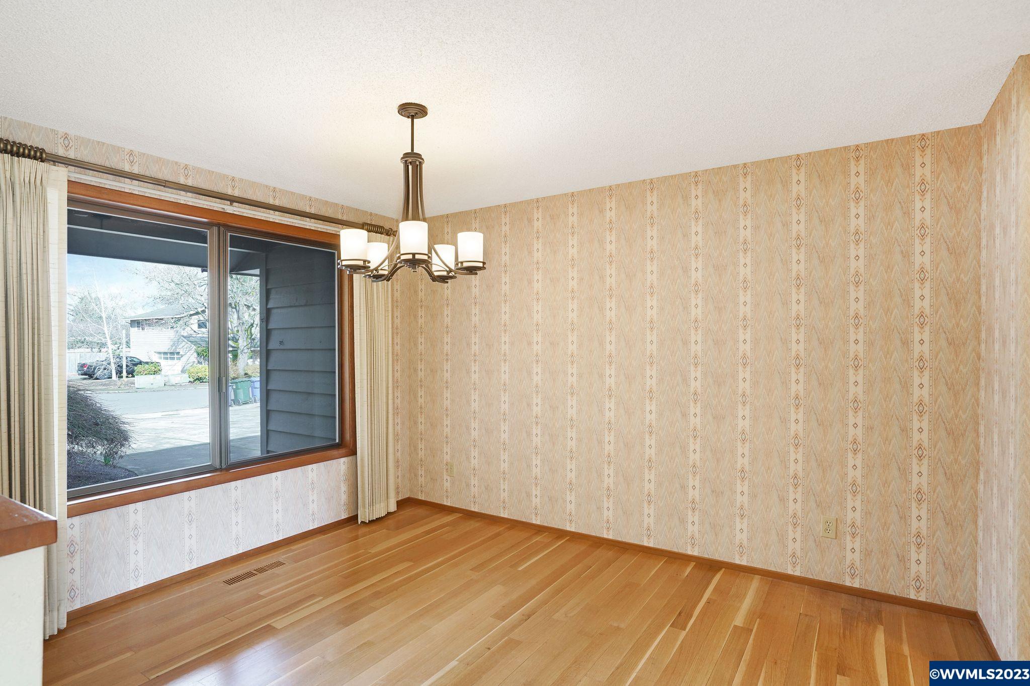 1310 Rafael Avenue North Keizer, OR 97303 - Photo 7 of 37 Gallery Image 7