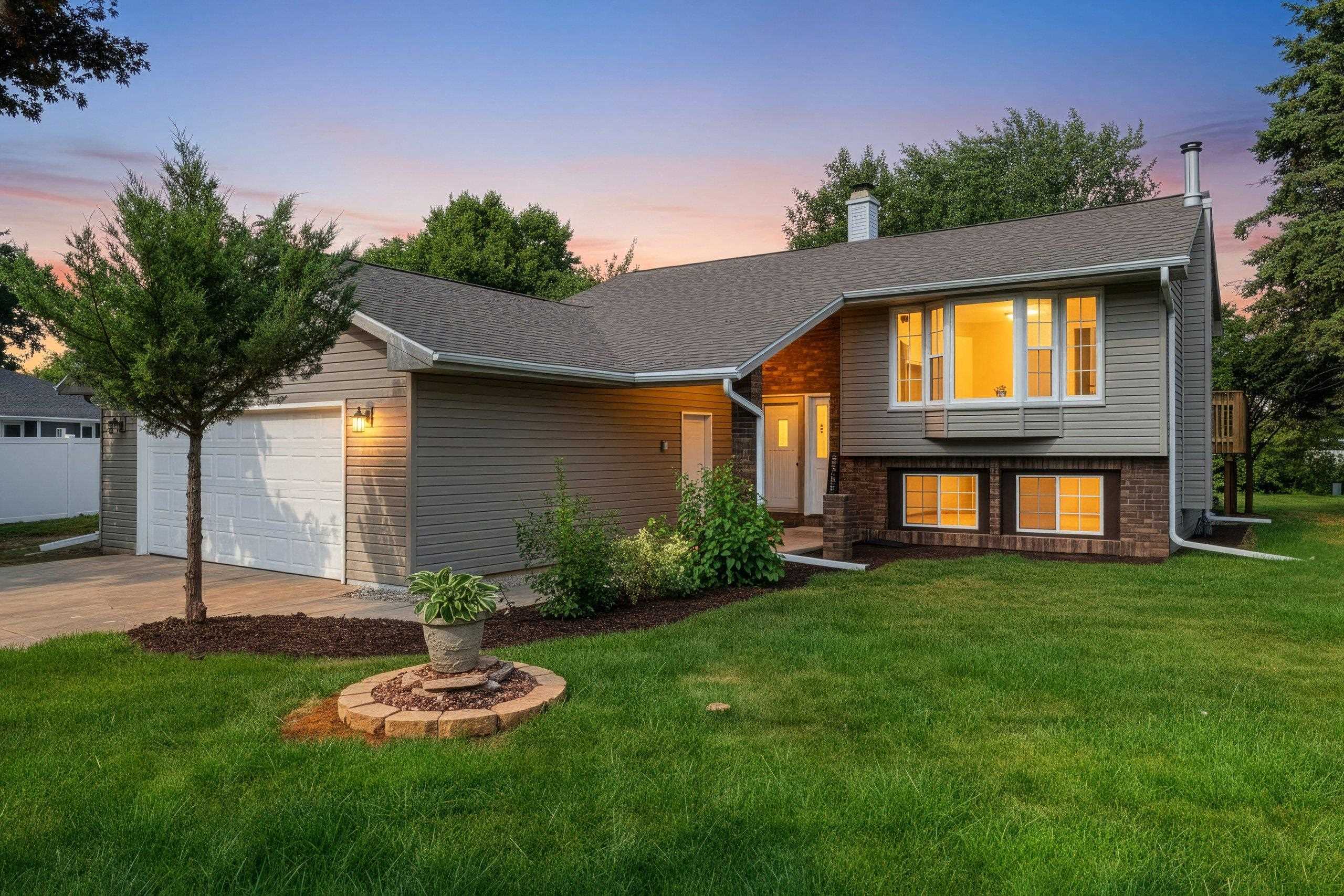 169 Prairie Court Appleton, WI 54915 - Photo 1 of 61