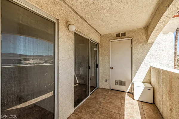 $255,000 | 698 South Racetrack Road, Unit 124, Henderson, NV 89015