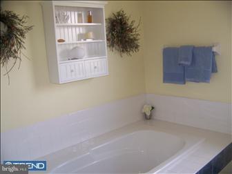 645 Crosshill Road Royersford, PA 19468 - Photo 5 of 6 Gallery Image 5
