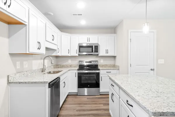 $615,000 | 512 Edlin Street, Clarksville, TN 37043