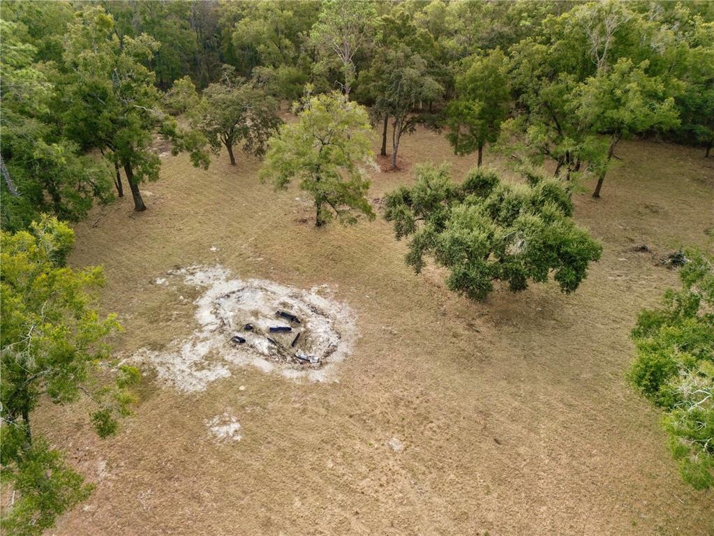 21210 137th Drive O'Brien, FL 32071 - Photo 45 of 49 a view of a pathway with a yard
