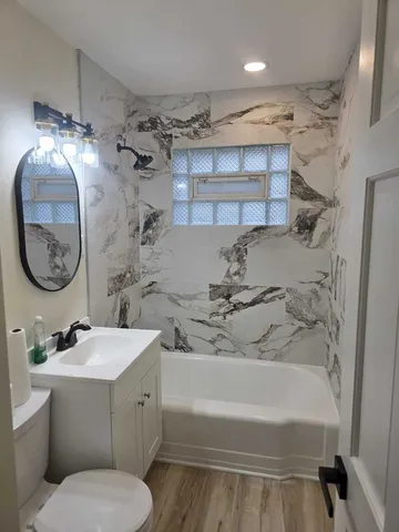 $2,500 | 4905 143rd Place, Midlothian, IL 60445