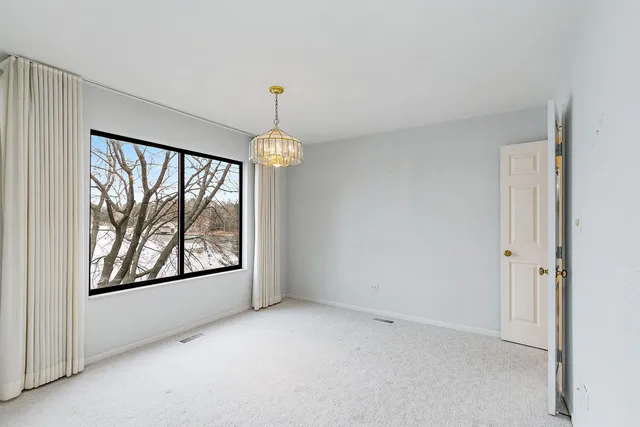 $445,000 | 25 Shoreline Road, Unit D, Lake Barrington, IL 60010