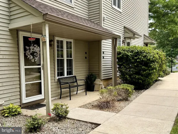 $265,000 | 303A Harwood Court, Mount Laurel, NJ 08054