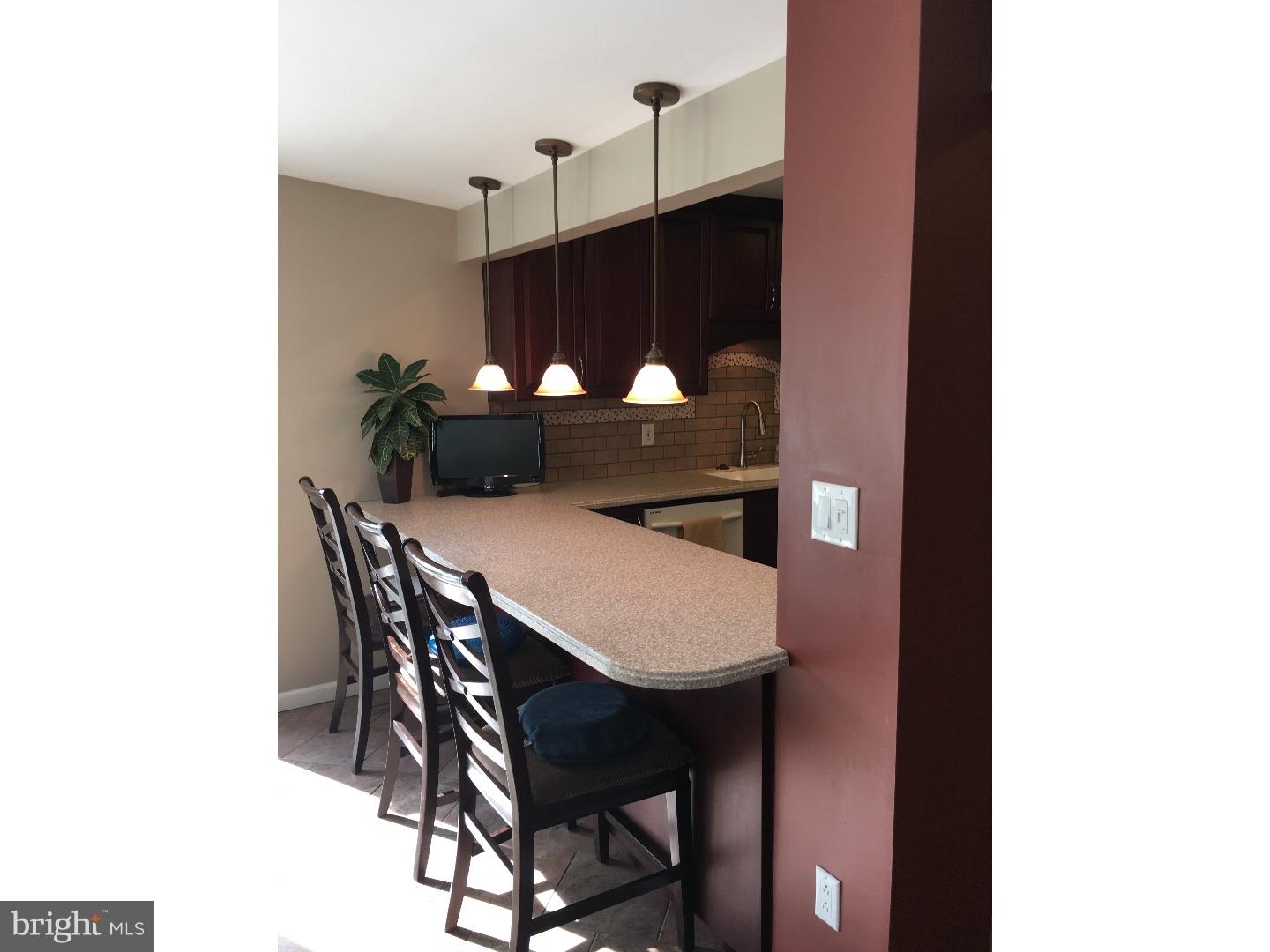 40 Quiet Road Levittown, PA 19057 - Photo 3 of 21 Gallery Image 3