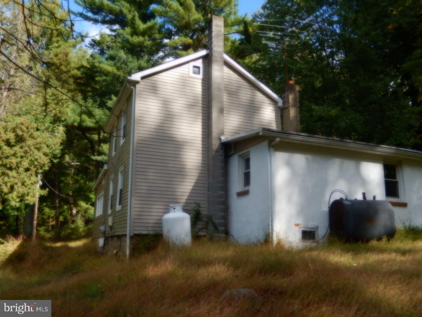 13 Ridge Road Hopewell, NJ 08525 - Photo 3 of 19