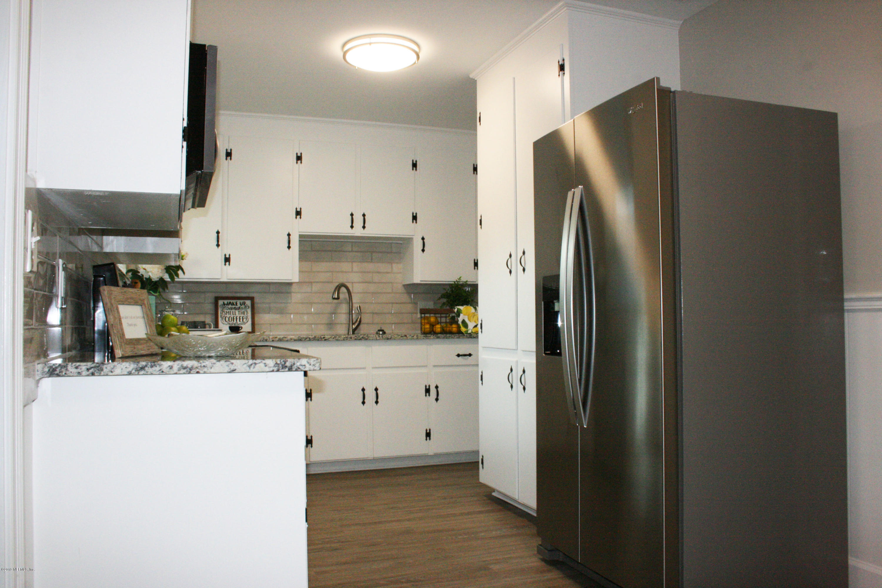 4556 Cambridge Road Jacksonville, FL 32210 - Photo 7 of 36 2019-09-30 05.10.25
