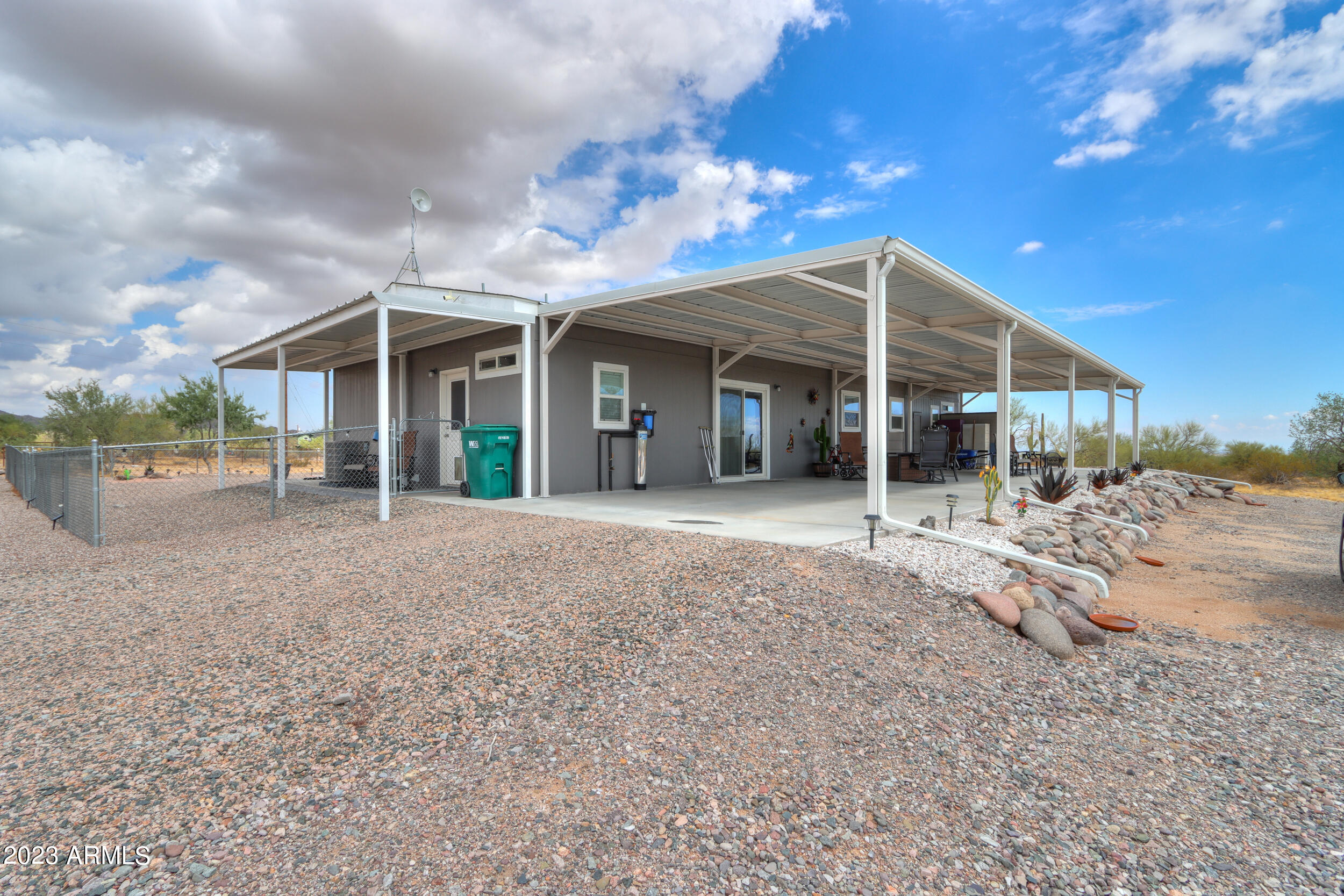53447 West Fresno Road Maricopa, AZ 85139 - Photo 4 of 49 14