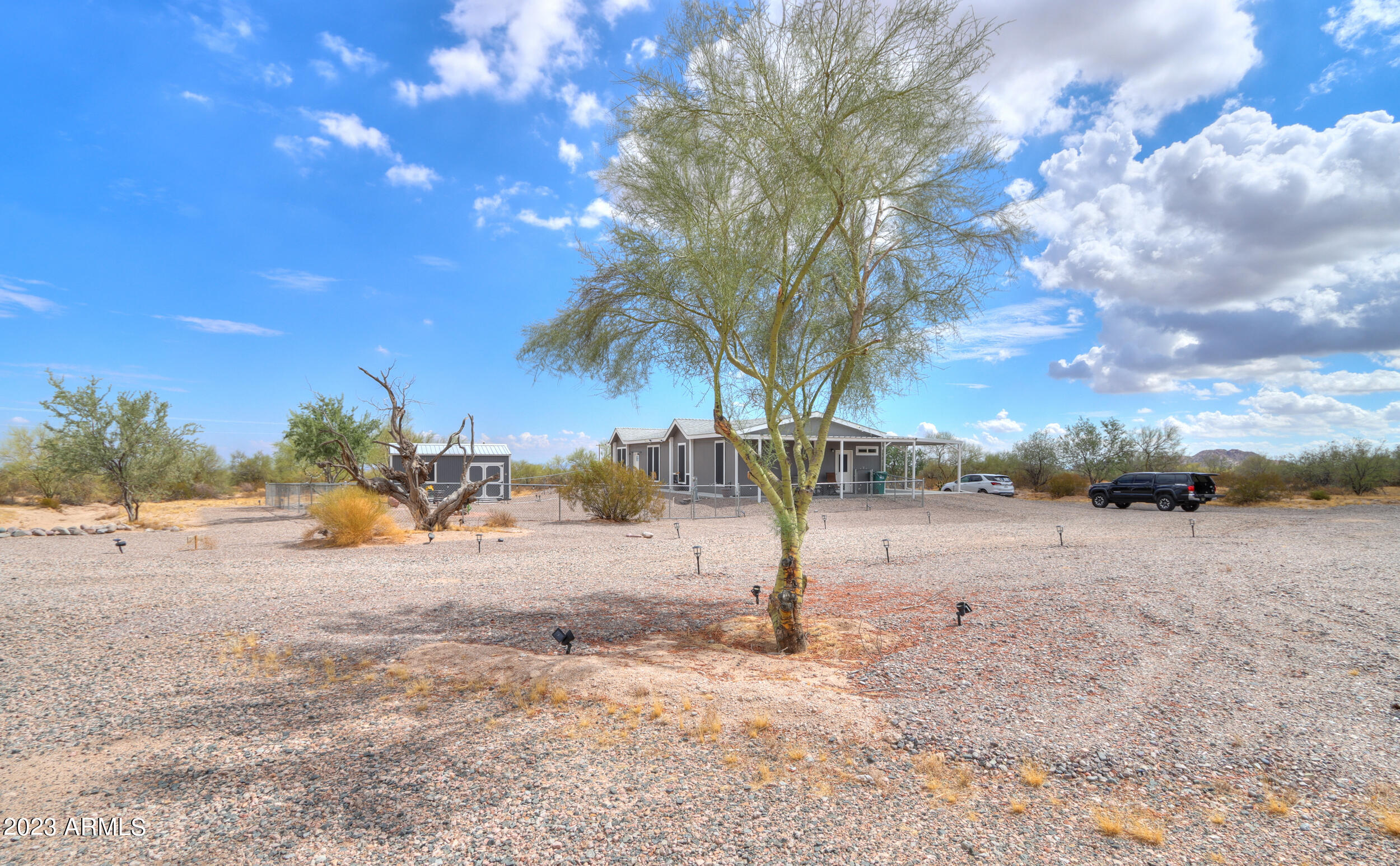 53447 West Fresno Road Maricopa, AZ 85139 - Photo 44 of 49 07