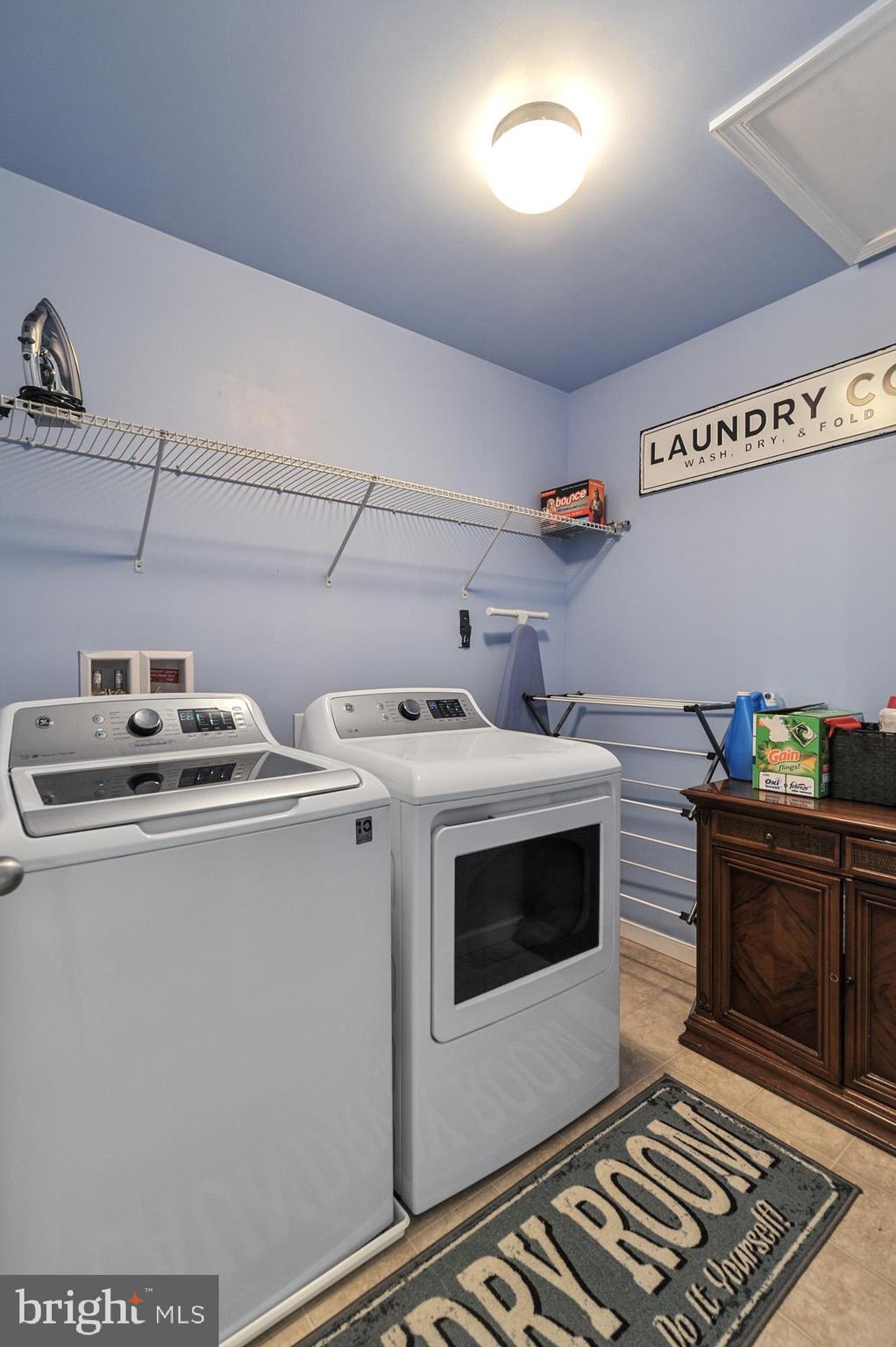 440 Nob Hill Road Dover, DE 19901 - Photo 26 of 29 Upper level laundry