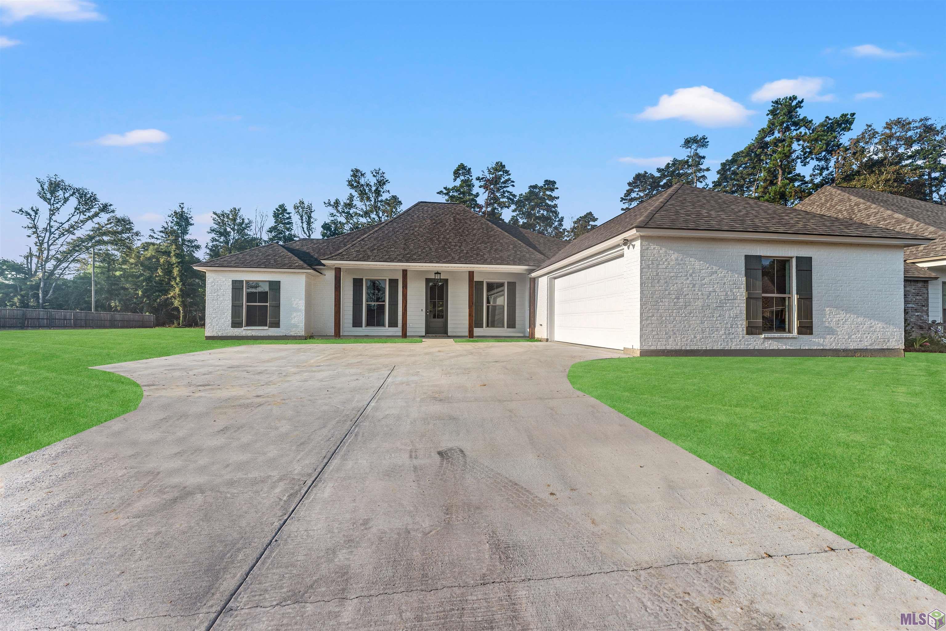 9870 Cane Mill Road Denham Springs, LA 70706 - Photo 3 of 15